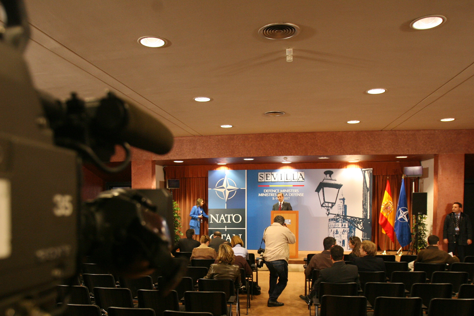 FINALIZA LA REUNIÓN INFORMAL DE MINISTROS DE DEFENSA DE LA OTAN EN SEVILLA