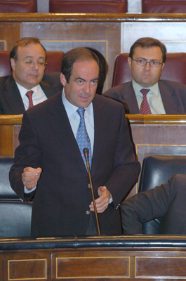 El ministro de Defensa,Jose Bono comparece en el Congreso de los Diputados