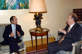 El ministro de Defensa, José Bono, se entrevista con el Presidente de la República Portuguesa, Jorge Sampaio, En el palacio de Belem
