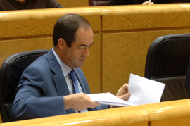 José Bono, ministro de Defensa en el Senado