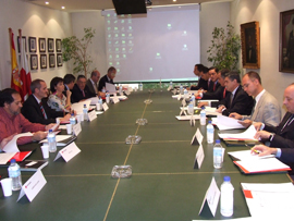 Reunión de la Comisión Mixta de seguimiento del Convenio Marco entre Defensa y La Cruz Roja.
