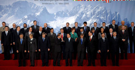 Asistentes a la cumbre de la Unión Europea en Innsbruck,