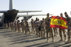 Legionarios inician el viaje de vuelta a España desde el FSB de Herat a bordo de un Hércules del Ala 31 del Ejército del Aire