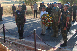 El contingente español en Líbano ha rendido hoy homenaje a los seis soldados que fallecieron hace un año tras sufrir un atentado terrorista