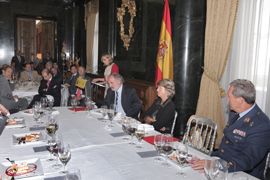 La ministra de Defensa, Carme Chacón durante su intervención ante los embajadores