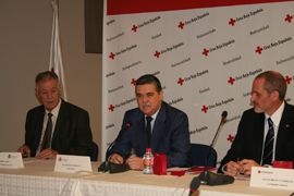 Defensa y Cruz Roja aprueban el Plan de Acción para 2010