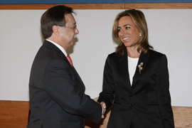 Firma de convenio entre el ministerio de Defensa y la ciudad autónoma de Ceuta