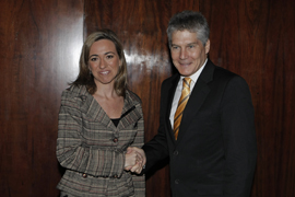 Chacón se reúne con el ministro de Asuntos Exteriores de Australia