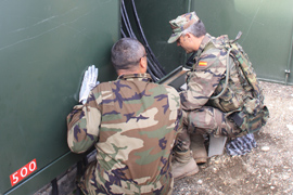 Los militares españoles aseguran el suministro eléctrico en Petit Goave