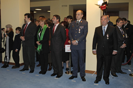 Imposición de condecoraciones a miembros de la Unidad Militar Democrática
