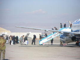 El tráfico aéreo comercial en Herat se duplica en el último año