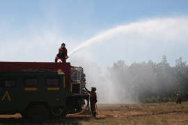 Defensa aporta 3.000 efectivos a la lucha contra incendios