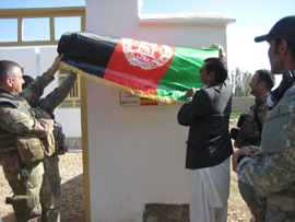 Inauguración de una escuela financiada por España en Afganistán