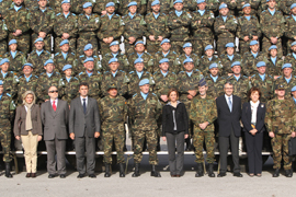 Chacón elogia el trabajo por la paz de los militares españoles en Líbano