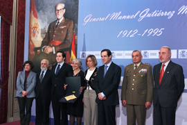 Homenaje al general Manuel Guiérrez Mellado