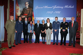 Homenaje al general ManuelGutiérrez Mellado.