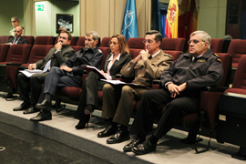 La ministra de Defensa anuncia el repliegue a España de los cuatro F-18 desplegados en Libia