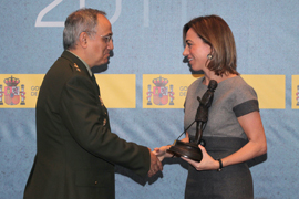 Chacón: “Mi mayor premio ha sido estar al frente de las Fuerzas Armadas”