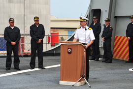 El JEMAD realiza su primera visita a la operación Atalanta