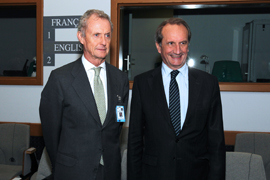 El ministro de Defensa se reúne con su homólogo francés