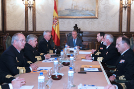 El ministro de Defensa preside el Consejo Superior de la Armada