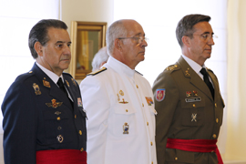 Morenés preside la jura de los jefes de Estado Mayor de los tres Ejércitos