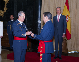 El ministro de Defensa, Pedro Morenés preside las tomas de posesión de los jefes de Estado Mayor de los Ejércitos