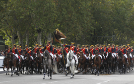 Los Reyes presiden en Madrid el acto central del Día de la Fiesta Nacional