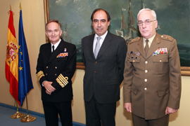 El almirante Martínez Núñez toma posesión del cargo de DIGENPOL