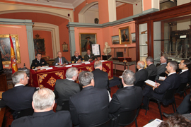 El ministro de Defensa preside la reunión de la Fundación Museo Naval