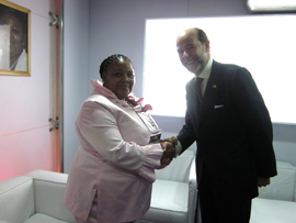 El SEDEF se reúne con la ministra de Defensa de Sudáfrica