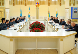 Reunión de trabajo entre las Delegaciónes de España y Kazajstán,