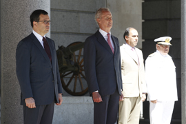 El ministro de Defensa, Pedro Morenés, recibe a su homólogo de Chile