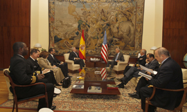 Morenés recibe al secretario de la Armada de Estados Unidos