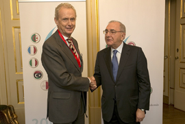 Morenés con el ministro de Asuntos Exteriores de Portugal, Rui Machete.