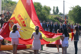 Morenés preside el izado solemne de la Enseña nacional en Maqueda