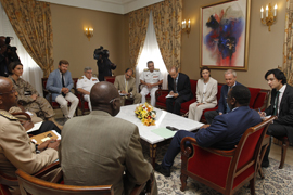 El ministro Pedro Morenés reunido con el presidente de Senegal, Macky Sall