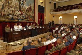 El ministro de Defensa, Pedro Morenés clausura el curso.