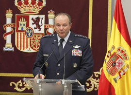 Pedro Morenés recibe al comandante supremo de la OTAN en Europa