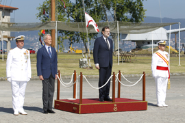 Rajoy preside la entrega de Reales Despachos en la Escuela Naval Militar