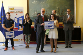 Los ganadores del concurso Neus Revert Calabuig, del Colegio ‘Pureza de María de Onteniente (Valencia)