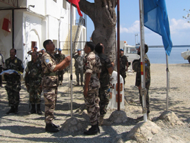 Arriado de la Bandera con motivo de la finalización de la misión de la fuerza expedicionaria de Infantería de Marina en Haití, FIMEX-H.