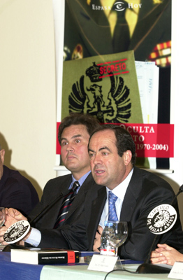 José Bono durante su intervención en la presentación del libro 'Memoria oculta del Ejército' de Francisco Medina en el Circulo de Bellas Artes de Madrid