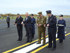 (Izqda-Drcha) El Primer ministro, Gediminas Kirkilas ;el ministro de Defensa, Jouzas Olekas; el JEMAD, Gral Valdas Tukaus y el Jefe de la Fuerza Aérea, Col A. Leita, cortando la cinta de inauguración
