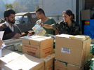 Entrega de material sanitario donado al centro médico de Arja Pakistán