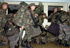 Militares españoles en la base aérea de Torrejón desde donde partirán hacia Pakistán