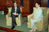José Bono, en un momento de la entrevista con la presidenta de Filipinas, Gloria Macapagal