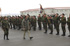 Después de recibir honores, José Bono, ministro de Defensa pasa revista a las tropas destacadas en Kosovo