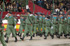 El ministro de Defensa, José Bono, preside el desfile con motivo del LII aniversario de la Brigada Paracaidista