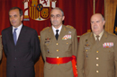 El ministro de Defensa, José Antonio Alonso junto a los generales de Ejército Villar Turrau y García Gonzalez